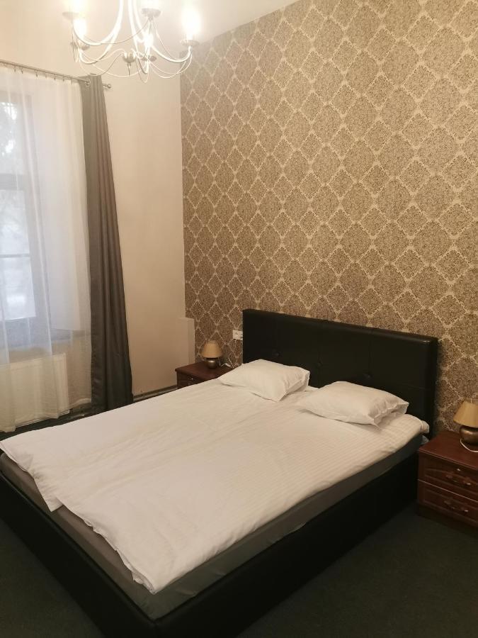 Hotel Karklu Muiza イェルガヴァ エクステリア 写真