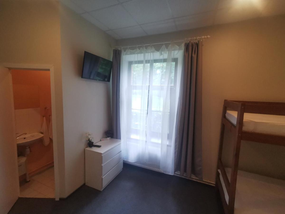 Hotel Karklu Muiza イェルガヴァ エクステリア 写真