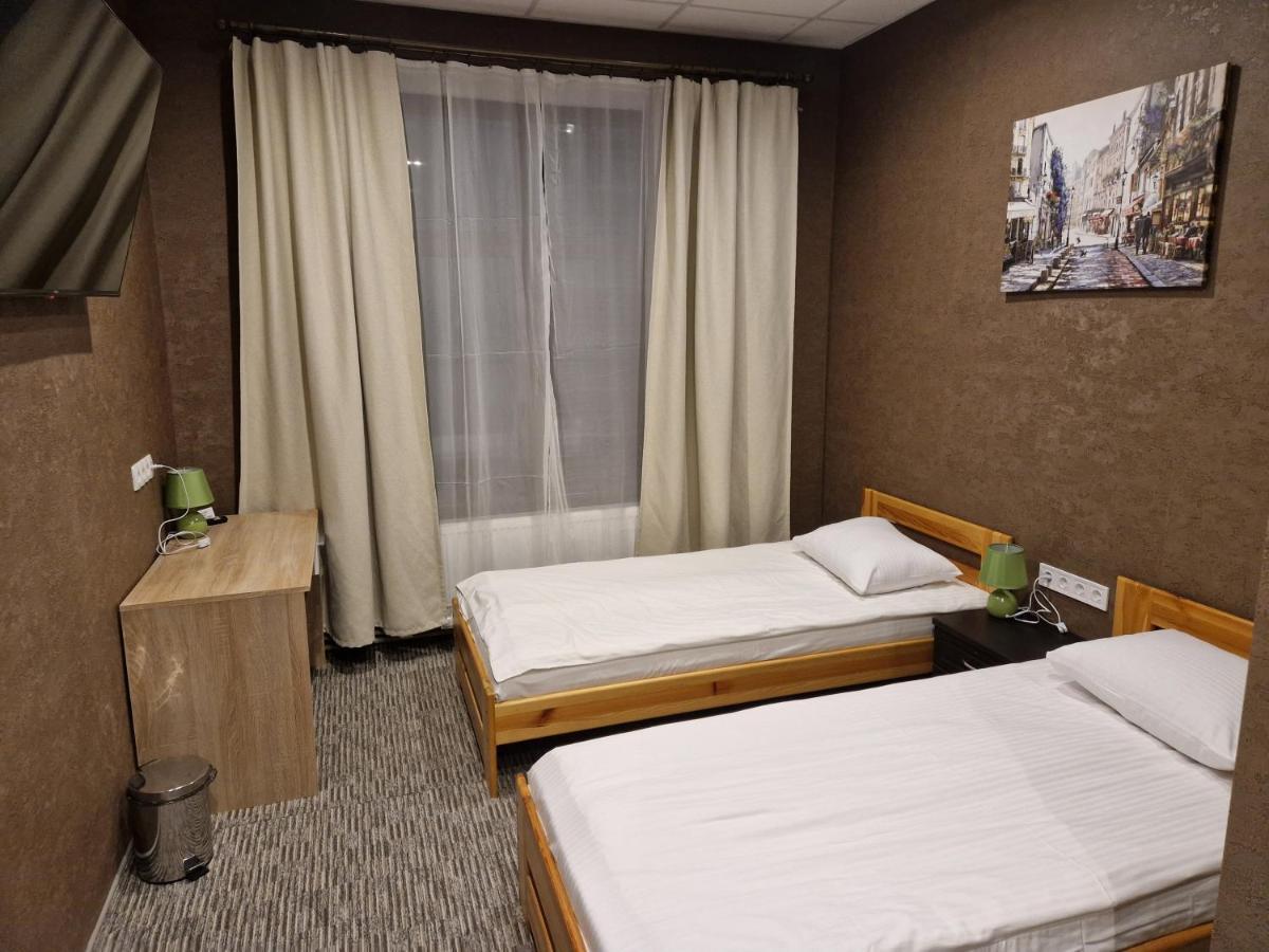 Hotel Karklu Muiza イェルガヴァ エクステリア 写真