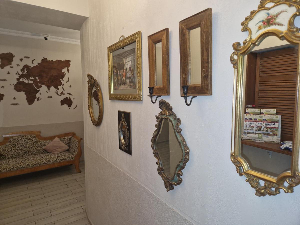 Hotel Karklu Muiza イェルガヴァ エクステリア 写真